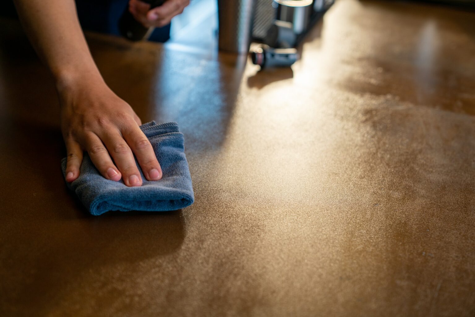 How to Choose the Right Cleaning Methods for Different Surfaces - Ryak ...